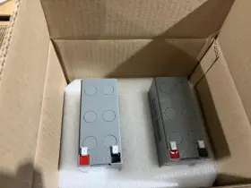 Ebp-0690 Eaton Set Of 2 New Sla Batteries 12v / 9ah
