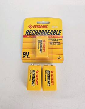 Eveready Ch22bp Vintage Nickel Cadmium Rechargeable Batteries 9v Volt 3 Pack Nos