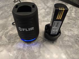 Flir T198440 Ex Charger Black With Battery Usb Power Supply E4 E5 E6 E8