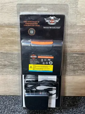 98332-15vr Harley-davidson 2011 Heated Dual Source Jacket And Pants 12v Battery Charger Kit
