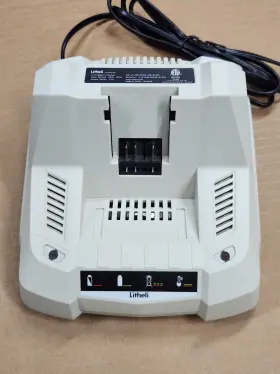 U1cr01100 Litheli Li-ion Battery Charger 120v Only U1cr01100 Litheli Li-ion Battery Charger 120v Only