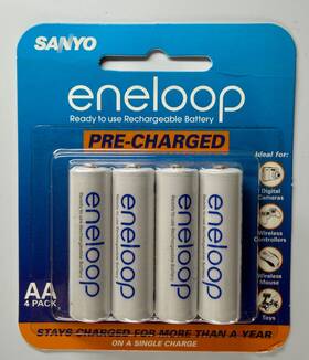 Sanyo Hr3utg4bp Brand New Eneloop 4 Aa Rechargeable Batteries. Sealed