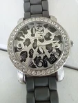 Ladies Gruen Silver Tone Crystal Accent Bezel Big Face Quartz Watch New Battery Pre-owned. Price: $17.00.